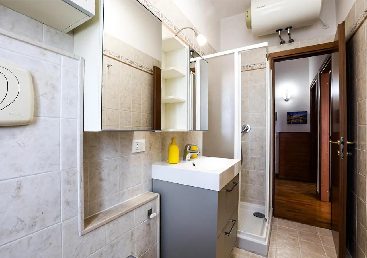 Dimora Iacopo E Annalisa Apartment Florence 0*,
